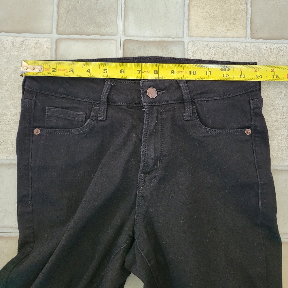 Old Navy Rockstar Mid-Rise Skinny Jeans In Black Size 6 Short - Picture 8 of 8